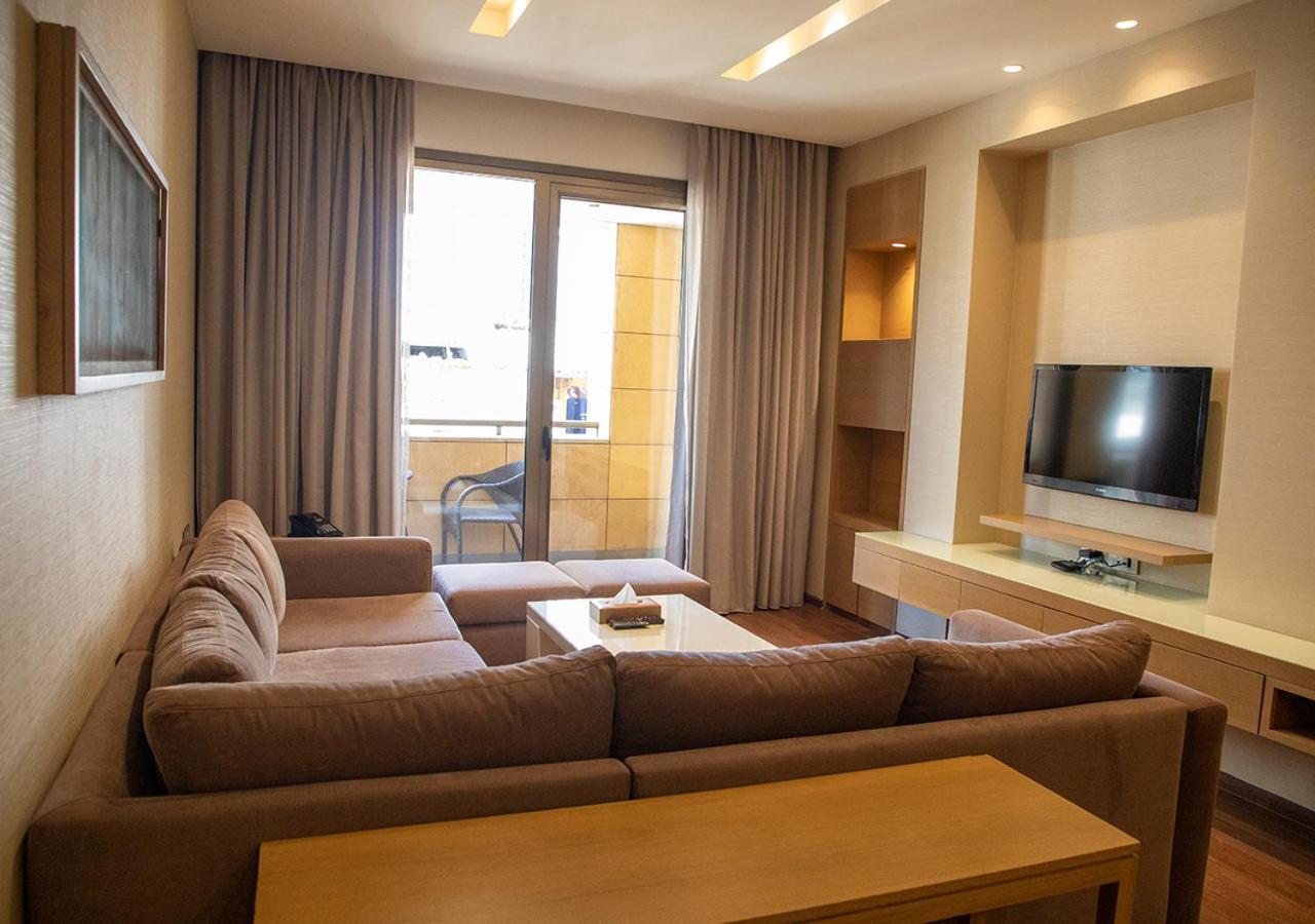 Saifi Suites Hotel Beiroet Buitenkant foto